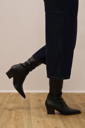 Miss Elastic - 78150 Black Knee High Sock Boot