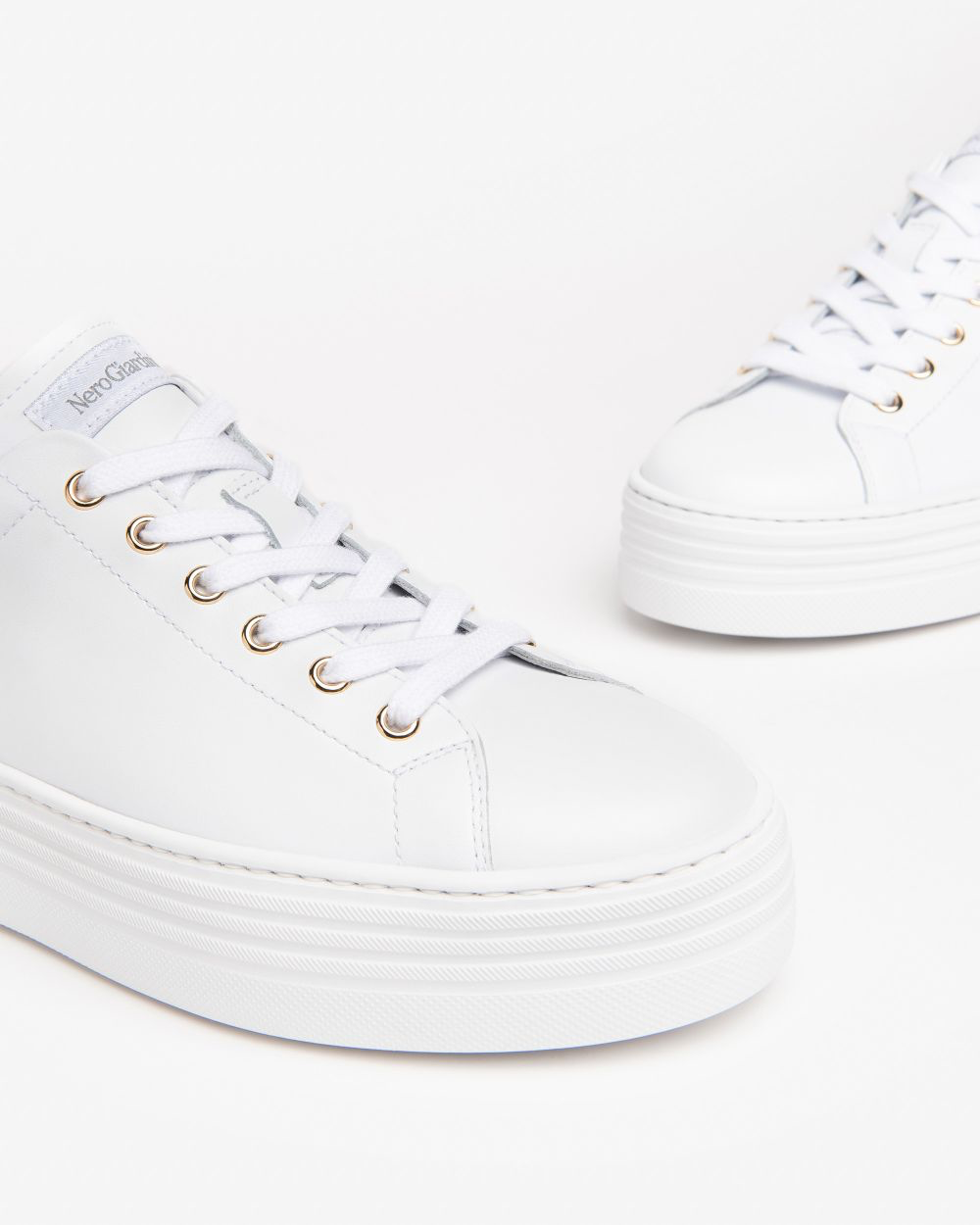 NeroGiardini - E506521D White Bow Trainer