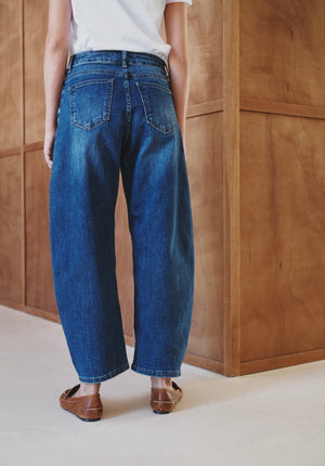 Anna - Denim Cropped Barrel Jeans