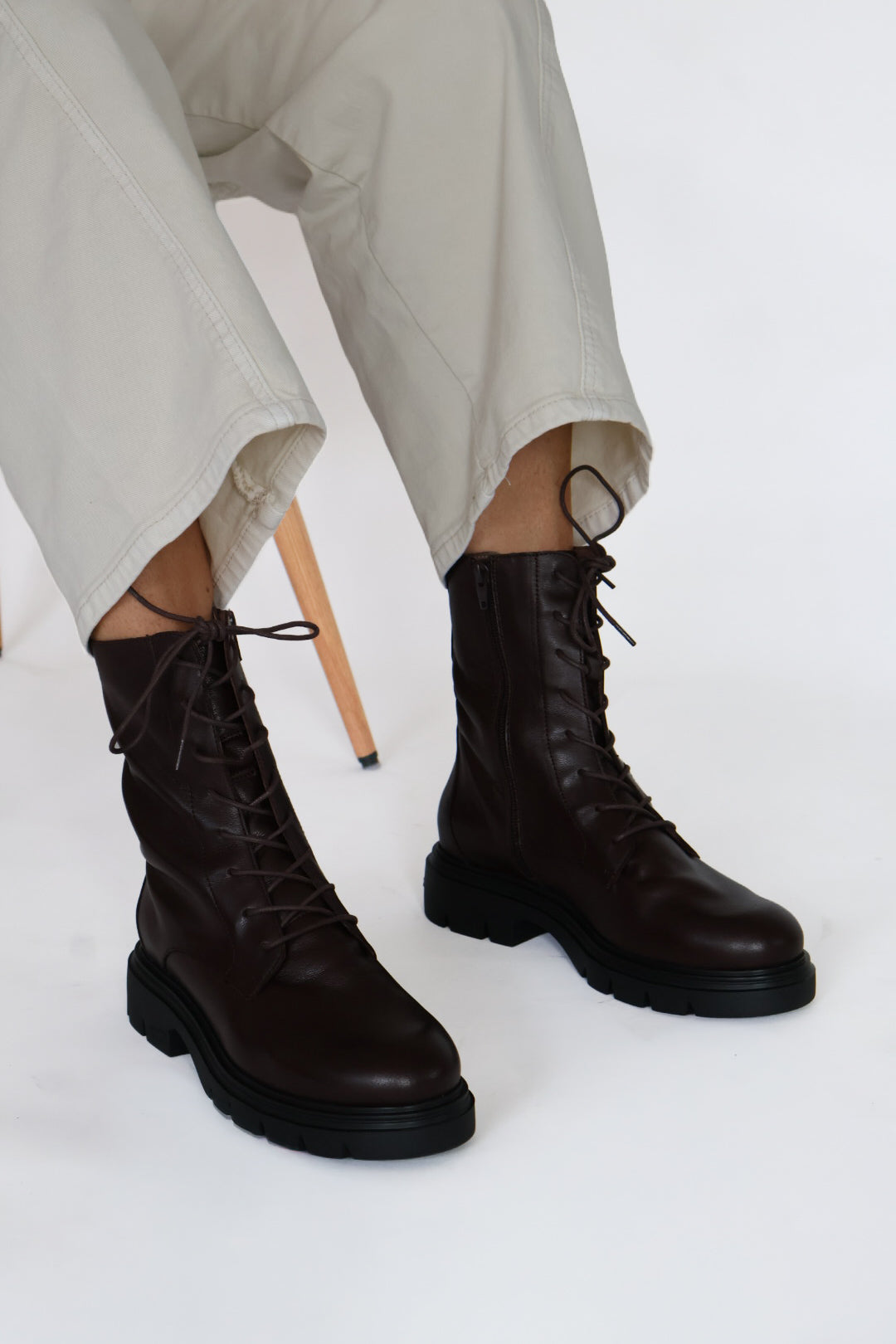 Wonders - A -4313 Brown Doc Boot