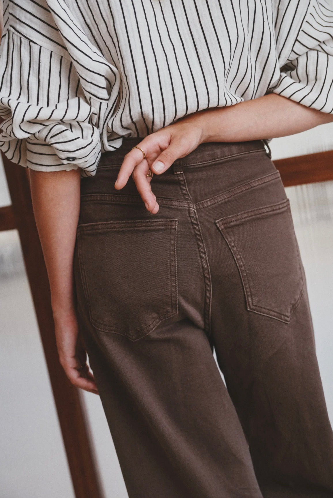 Anna - Brown Barrel Jeans