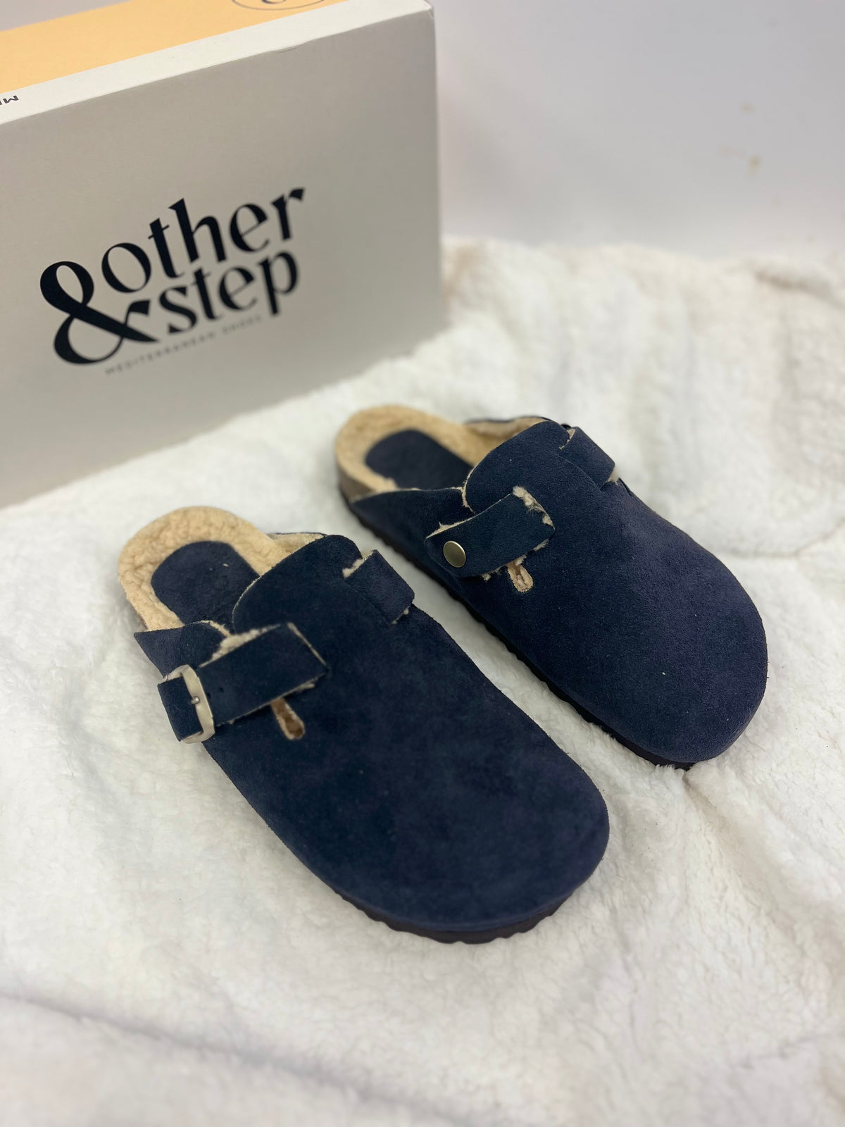 & Other Step - SEW2501 Navy Fur Mule