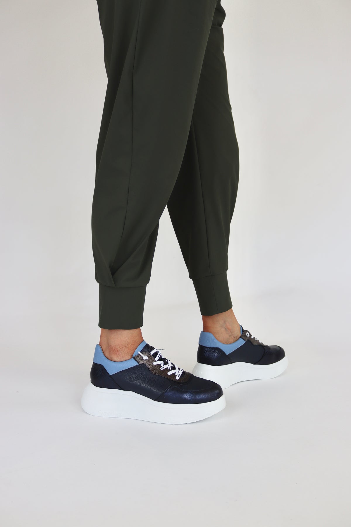 Wonders - A-3630 Navy Wedge Elastic Trainer