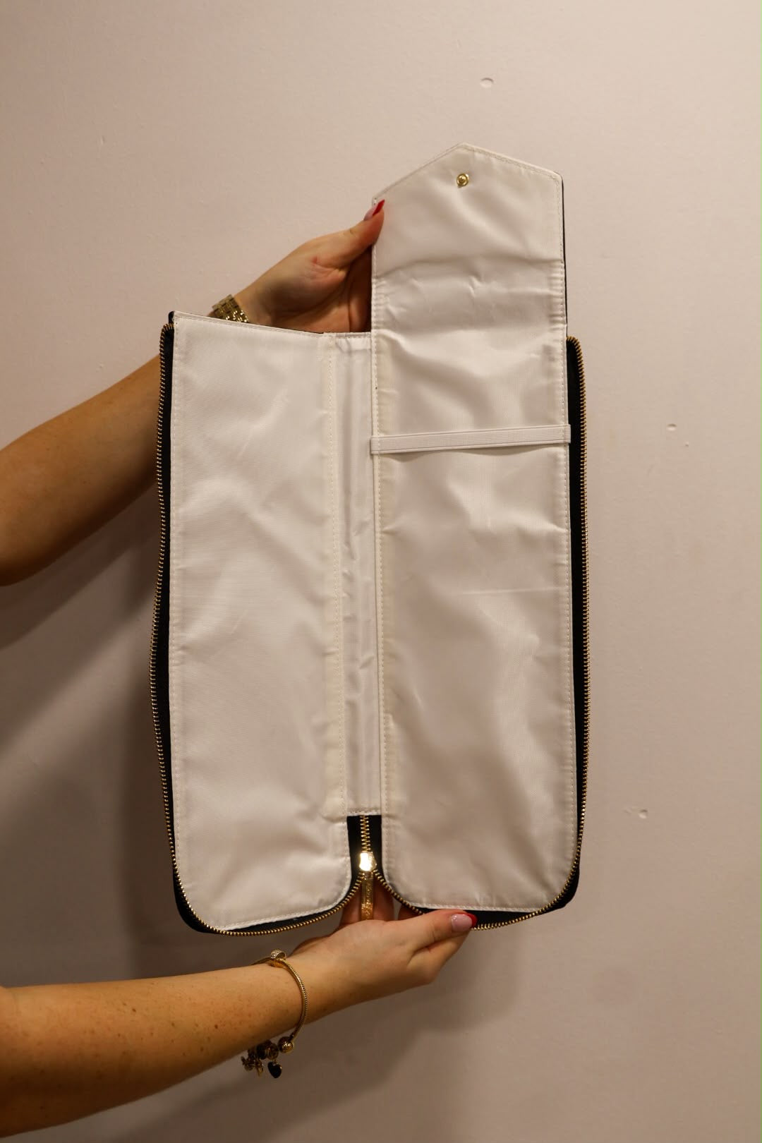 Alice Wheeler - Hair Styling Pouch