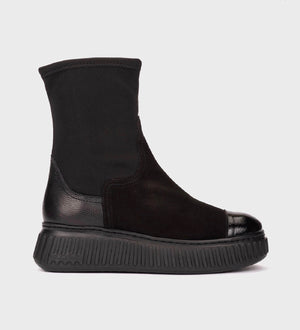 Wonders - A-5207 Black Flatform Ankle Boot