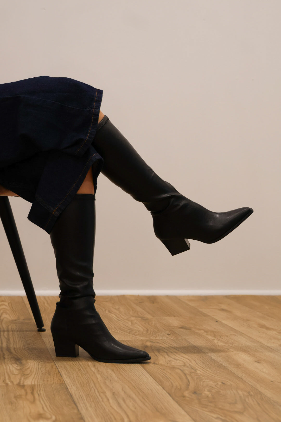 Miss Elastic - 78150 Black Knee High Sock Boot