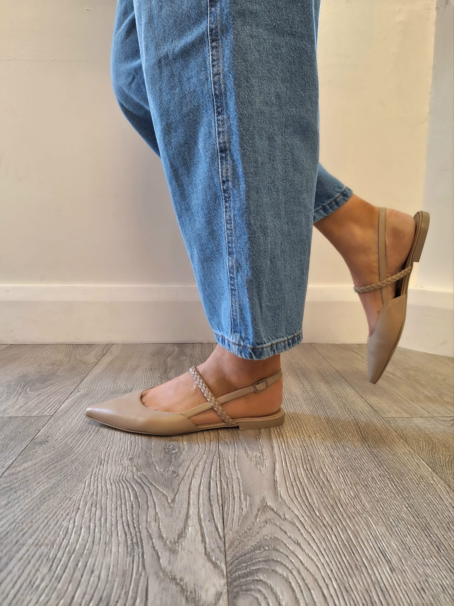 Pomme Dor - 1204 Beige Slingback