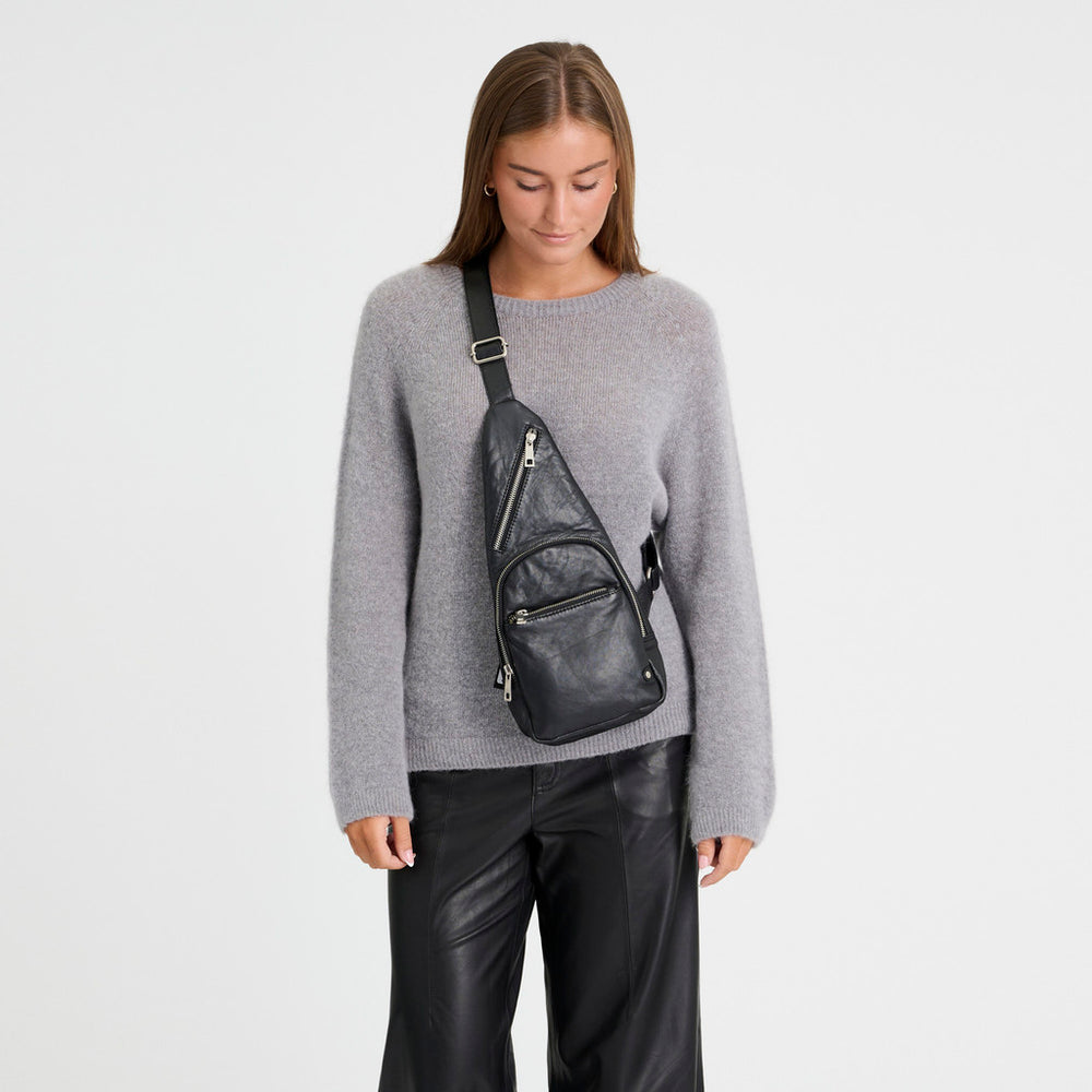 Depeche - 11304 Black Bum Bag