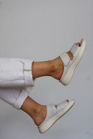 G Comfort - 8622 Silver Slide
