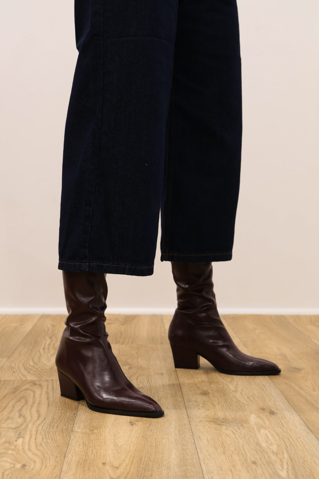 Miss Elastic - 75375 Burgundy Knee High Sock Boots