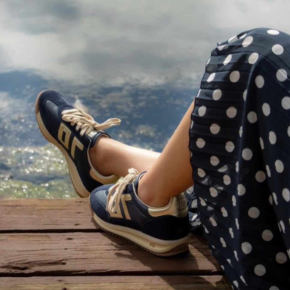 Back 70 Jogger Navy and Gold Trainer – Murphys Shoe Store Limited