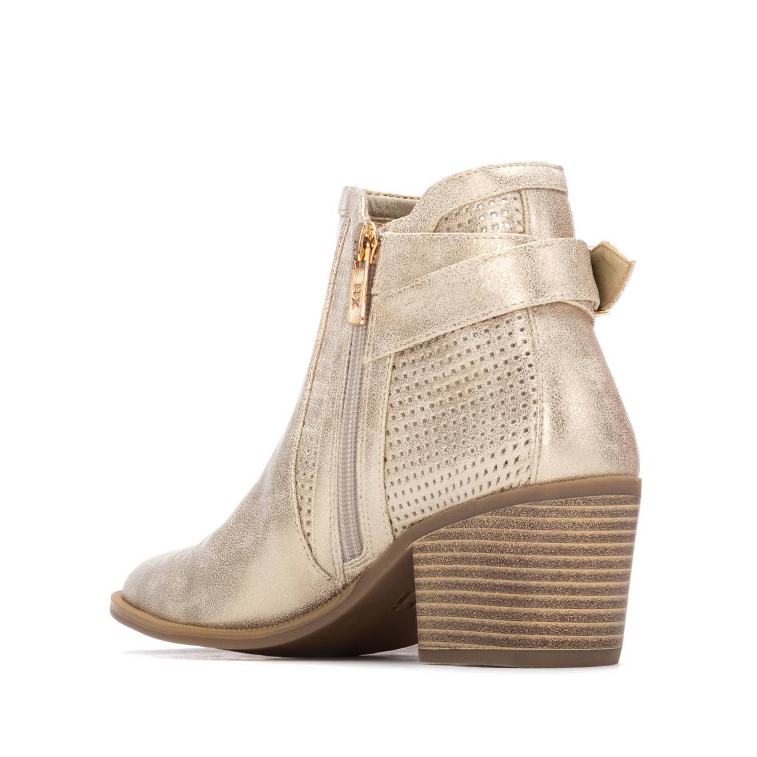 XTI - 145265 Gold Cowboy Boots