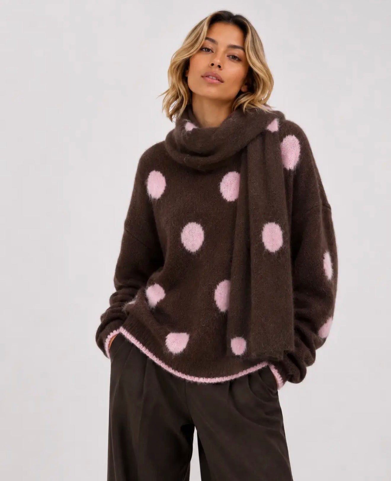Anna - Brown Polkadot Knit Jumper