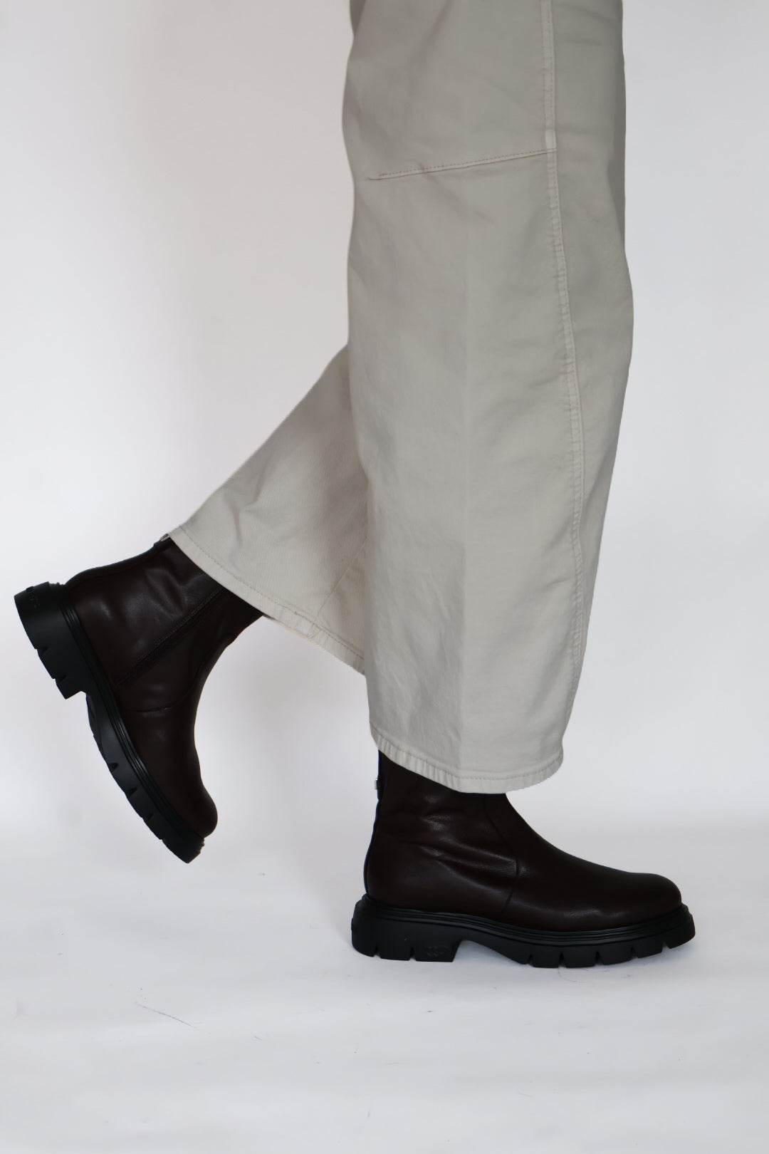 Wonders - A-4305 Brown Chelsea Boot