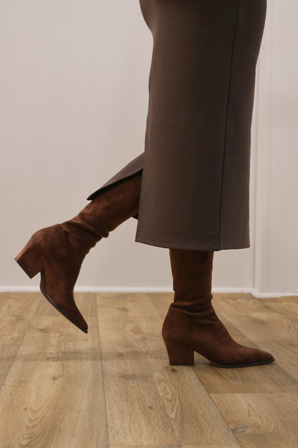 Miss Elastic - 75375 Brown Suede Knee High Sock Boot