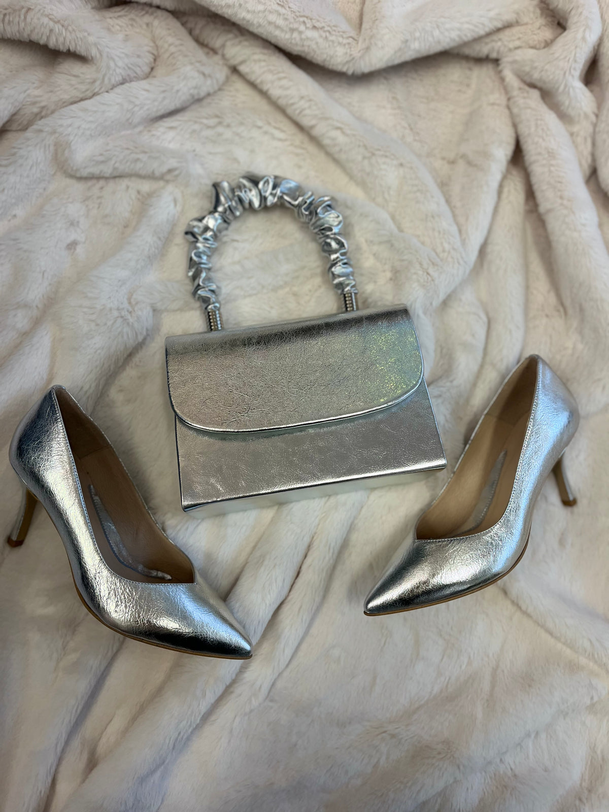 Rachels - S6047 Silver Court Shoe