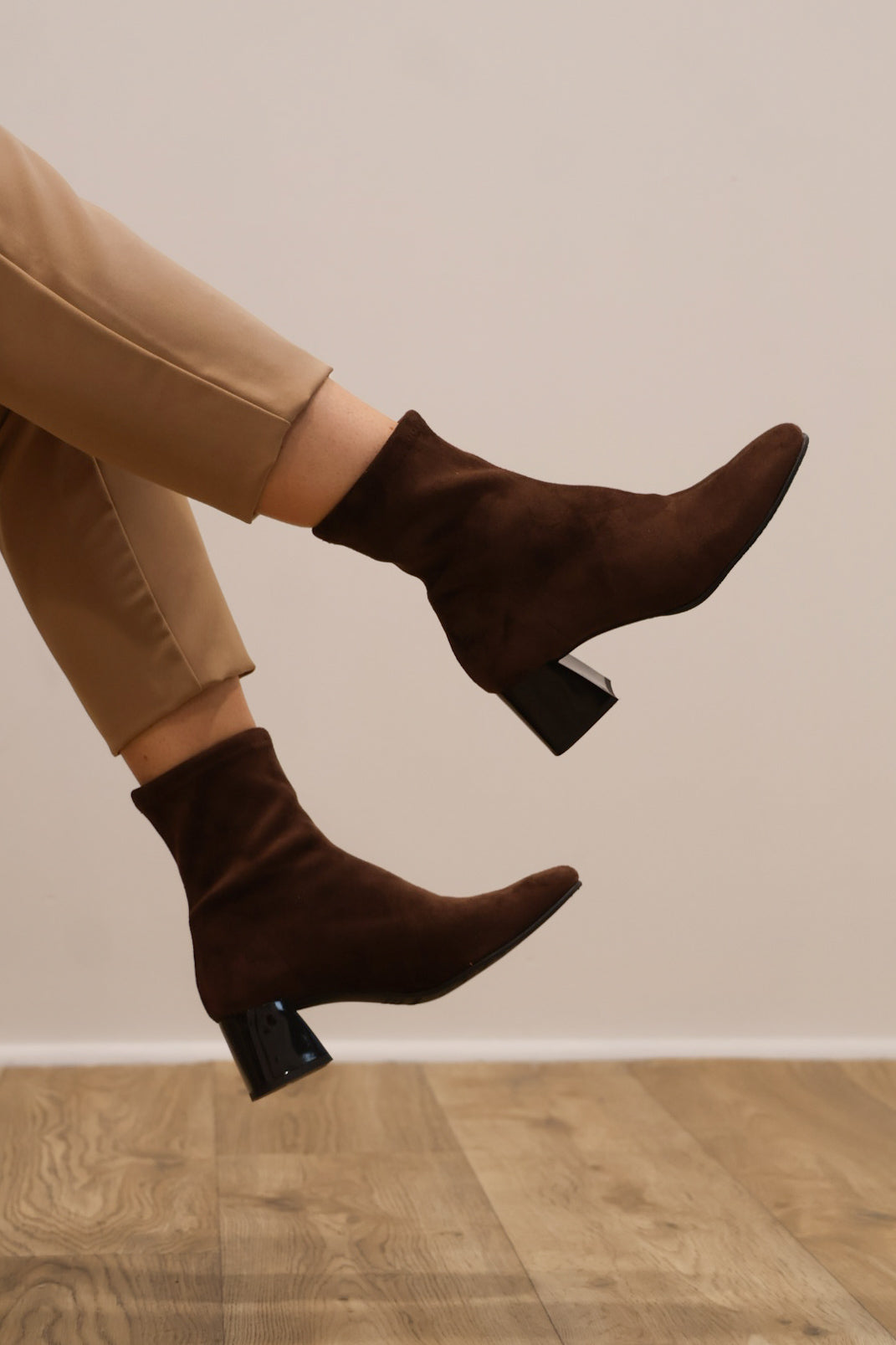 Miss Elastic - 75436 Brown Sock Ankle Boot