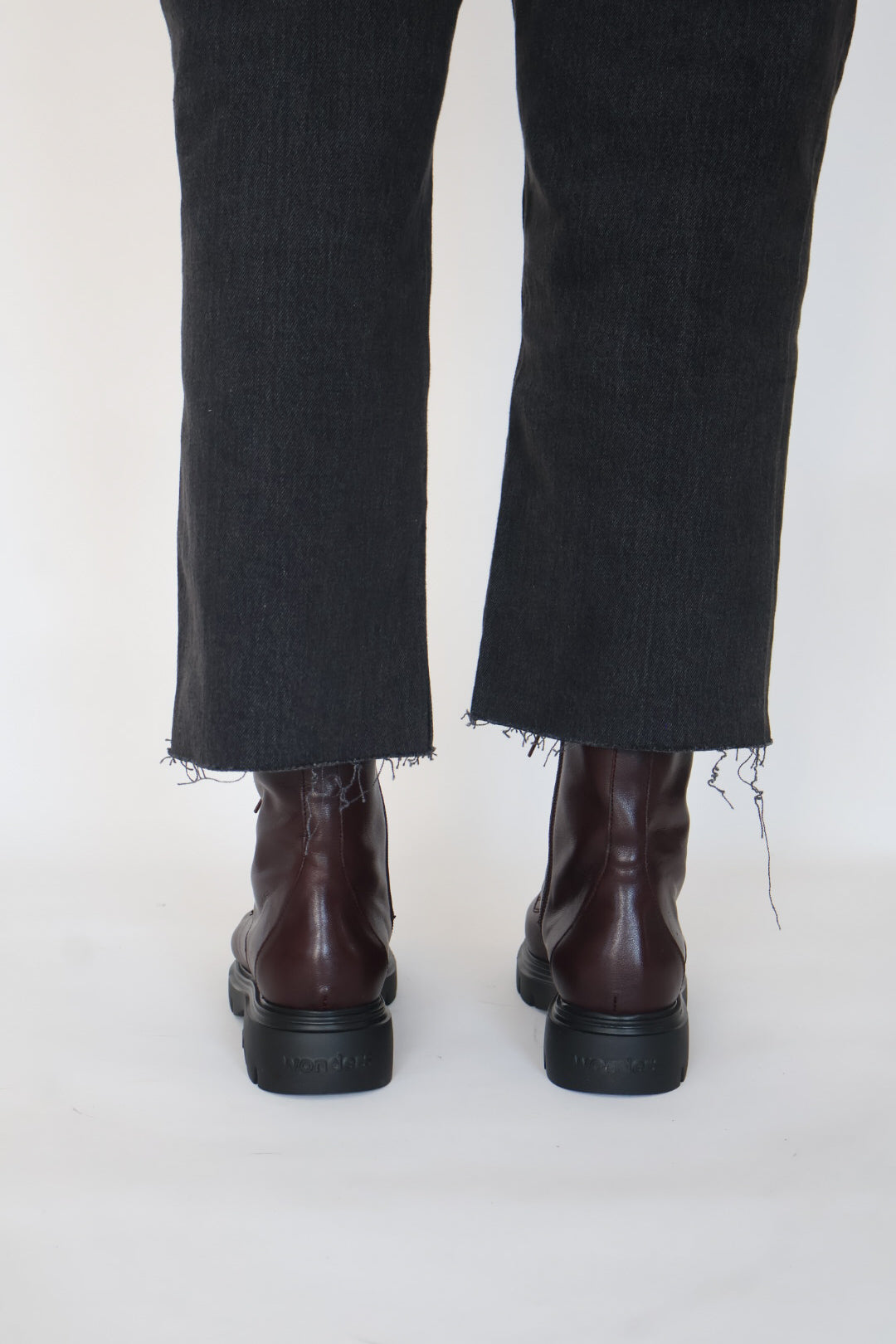 Wonders - A-4313 Burgundy Doc Laced Boot