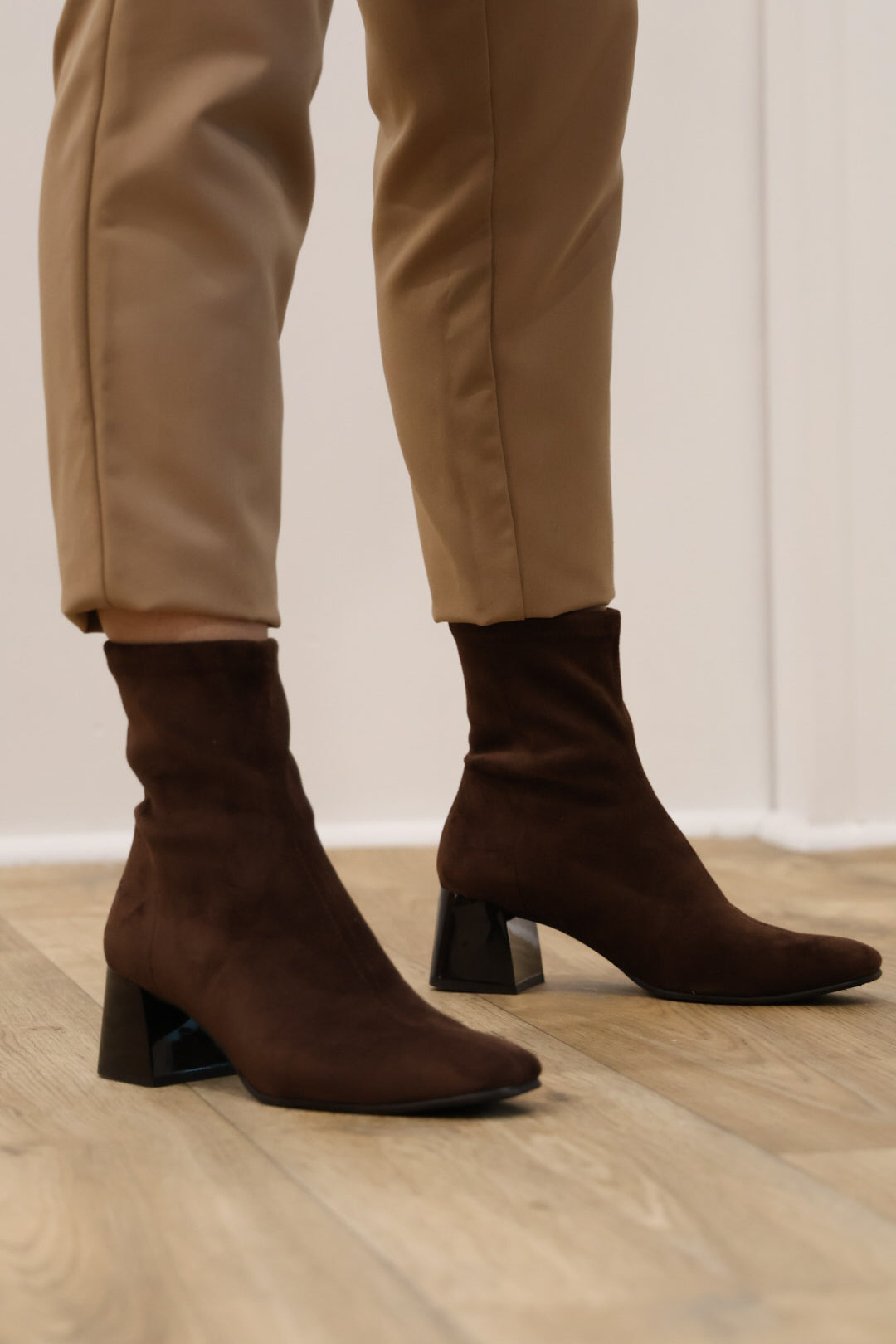 Miss Elastic - 75436 Brown Sock Ankle Boot