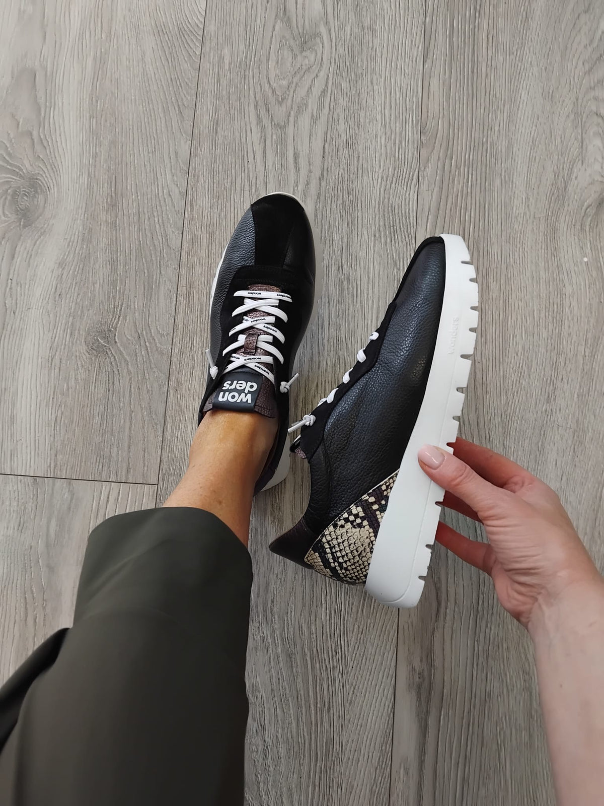 Wonders - A-2495 Black Snake Slip On Trainer