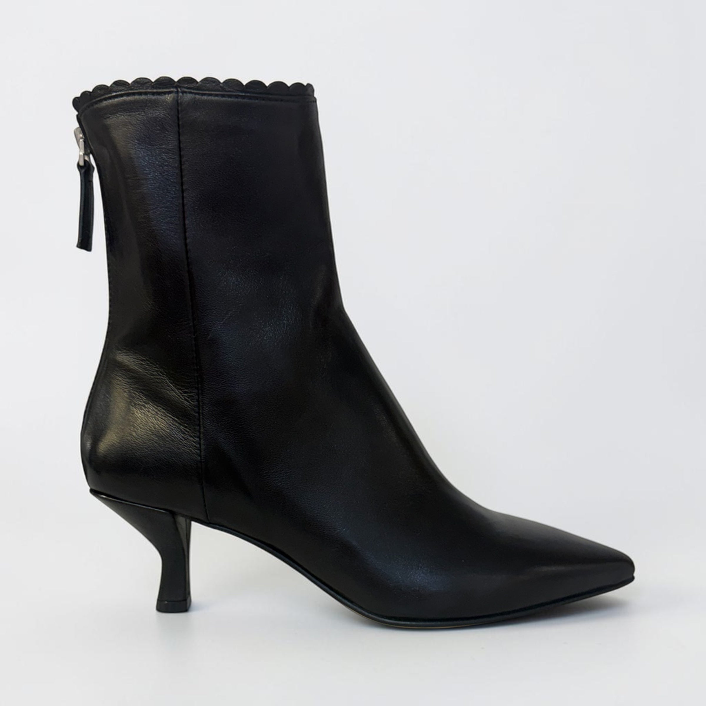 Pomme Dor - 6299 Black Ankle Boot