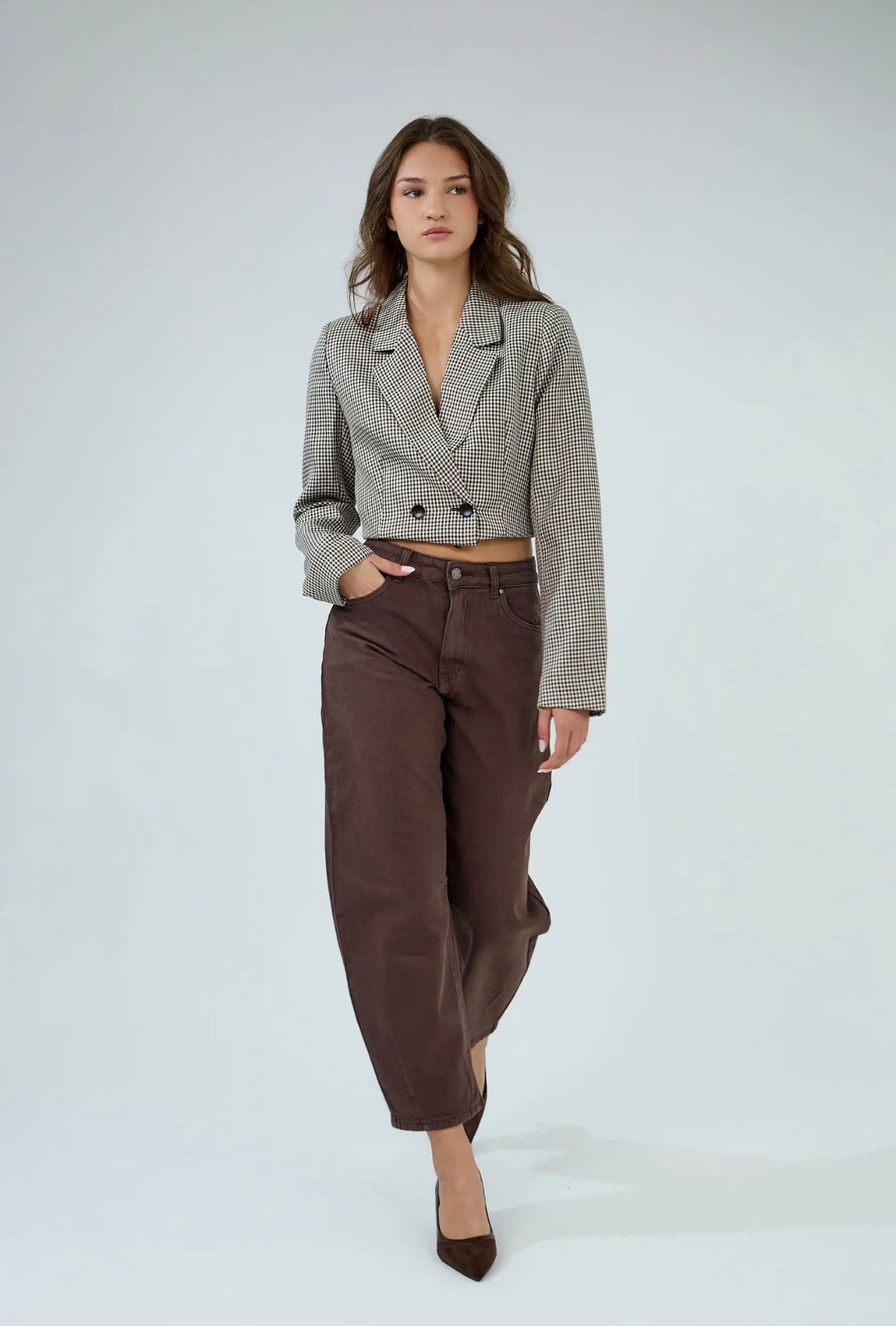 Anna - Brown Cropped Barrel Jeans