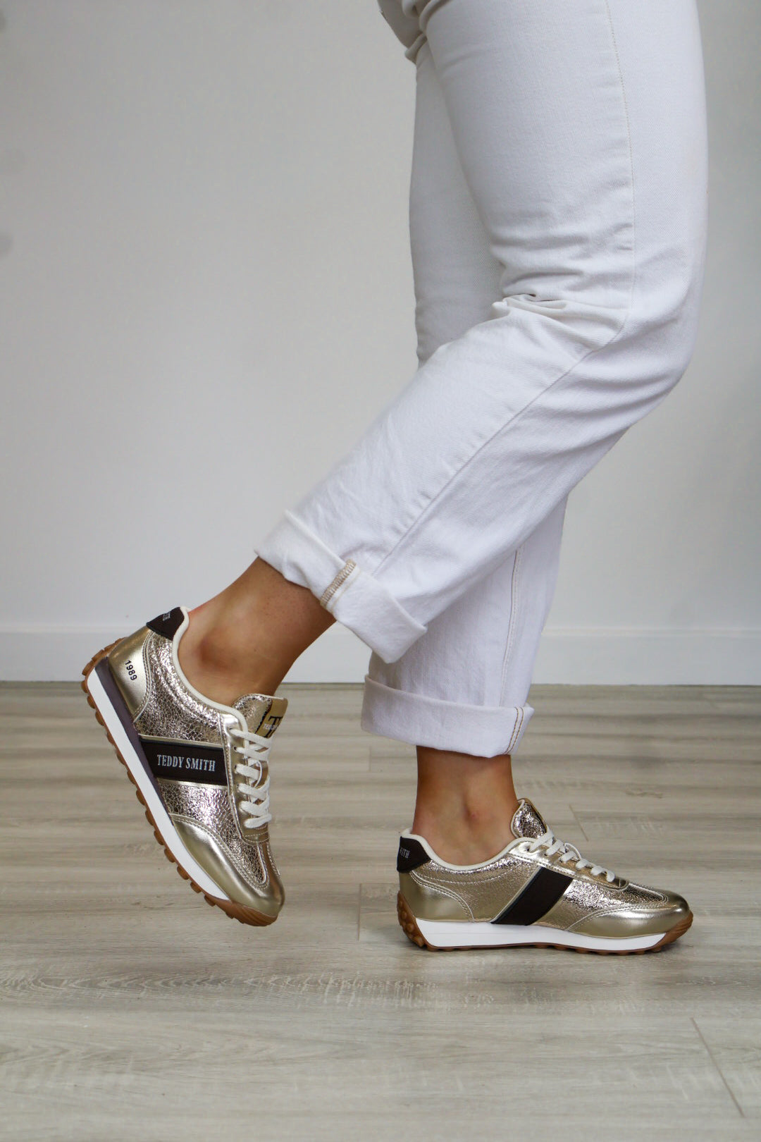 Teddy Smith - 120548 Gold Trainer