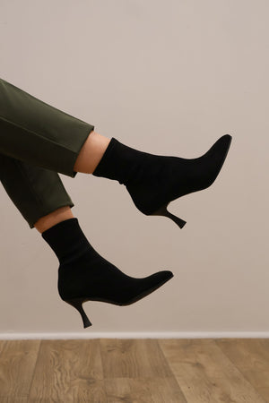 Miss Elastic - 78042 Black Suede Ankle Sock Boot