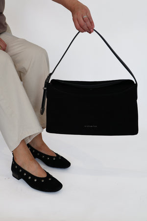 Hispanitas - H1265058 Black Stud Pump