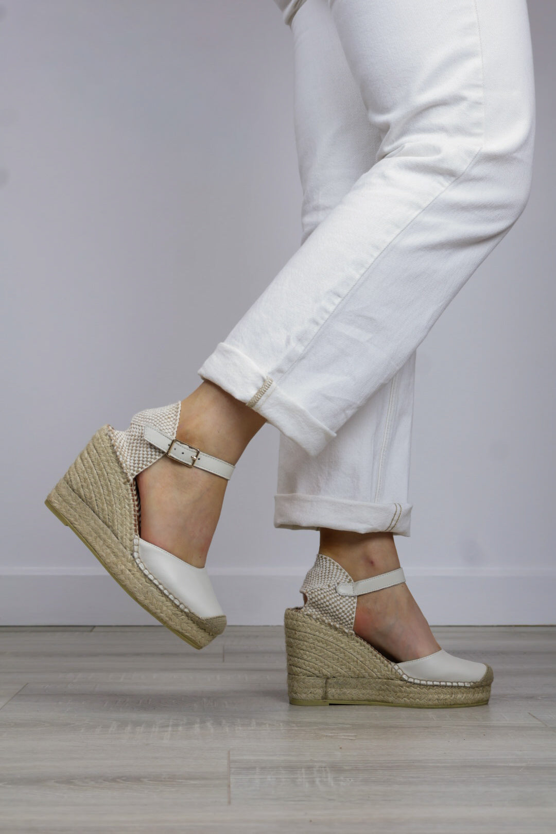 Viguera - 2315 Ivory Espadrille