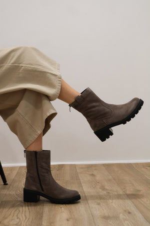 Remonte - D0A82-45 Grey Suede Boot
