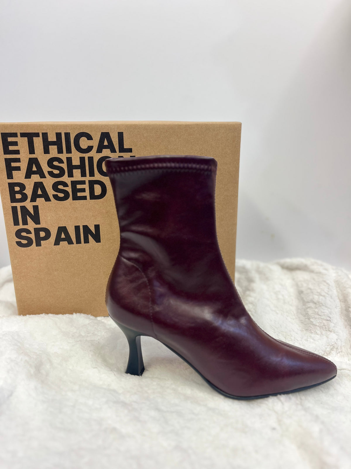 Miss Elastic - 78042 Burgundy Sock Boot