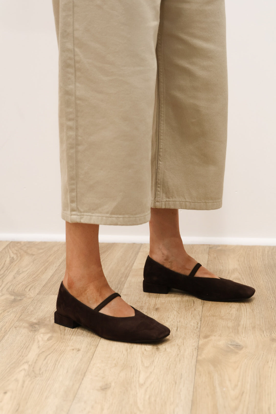 Rachels - MARE25 Brown Suede Mary Jane Pump