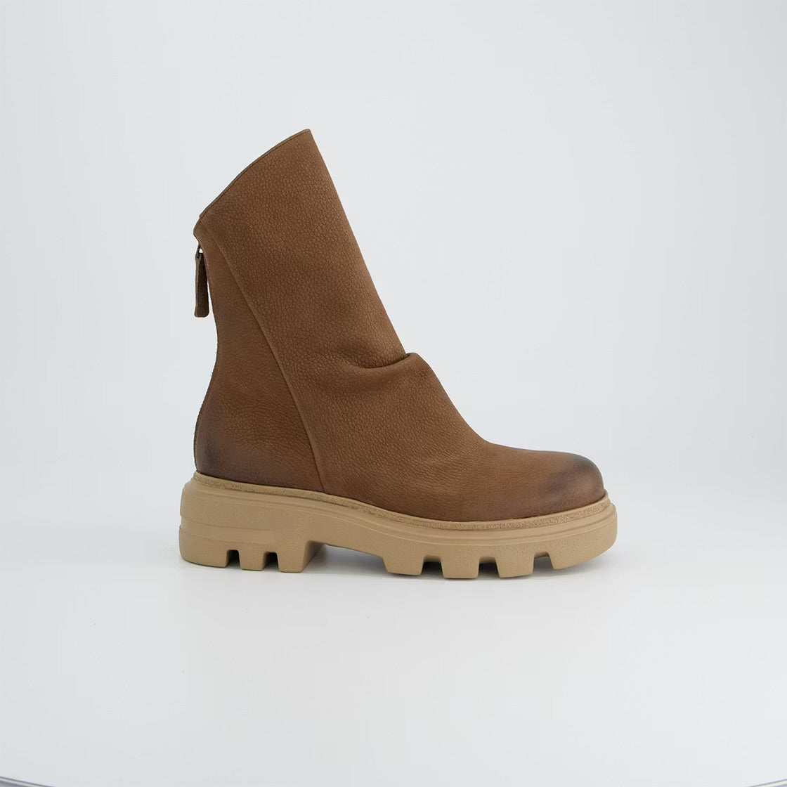 Paul Green - 8253 Brown Nubuck Ankle Boot