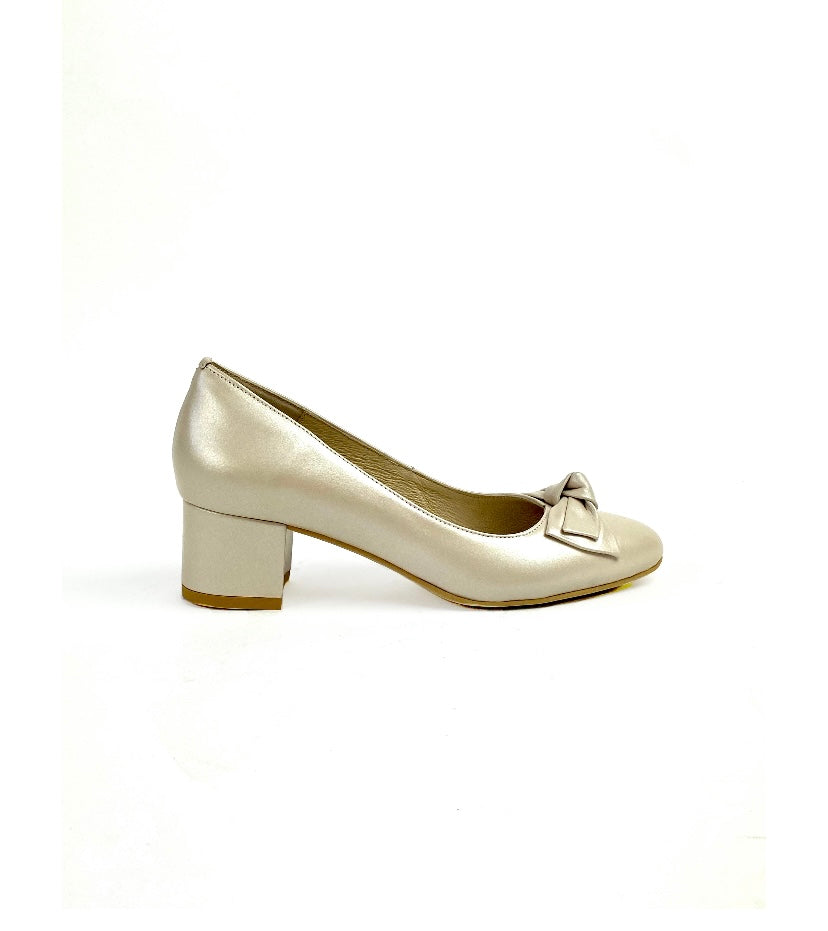 Rachels - S7705 Cream Bow Court Shoe