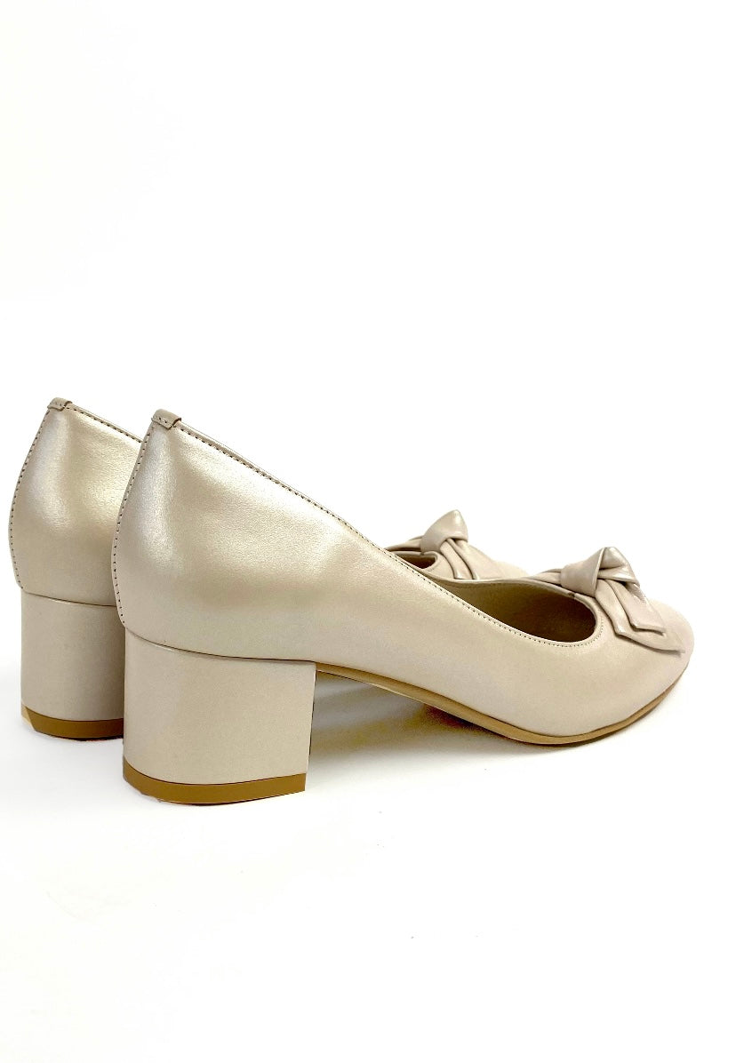 Rachels - S7705 Cream Bow Court Shoe
