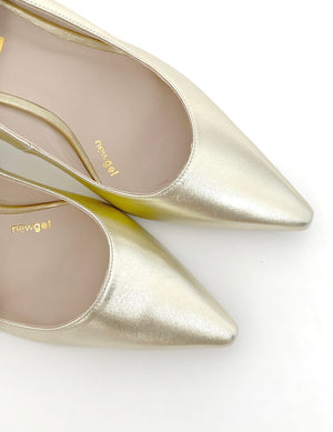 Lodi - Jona Gold Leather Court with a Kitten heel