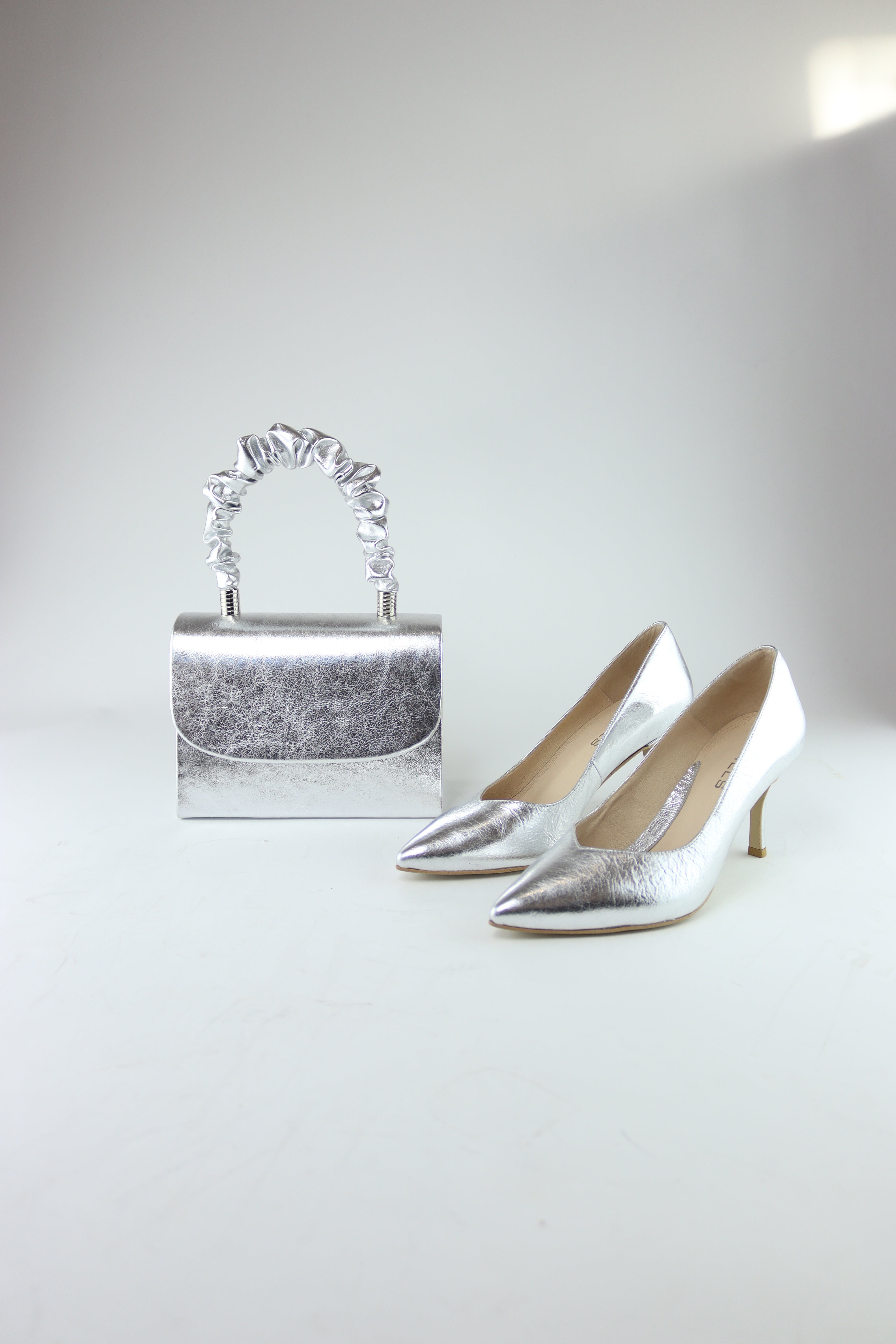 Rachels - S6047 Silver Court Shoe