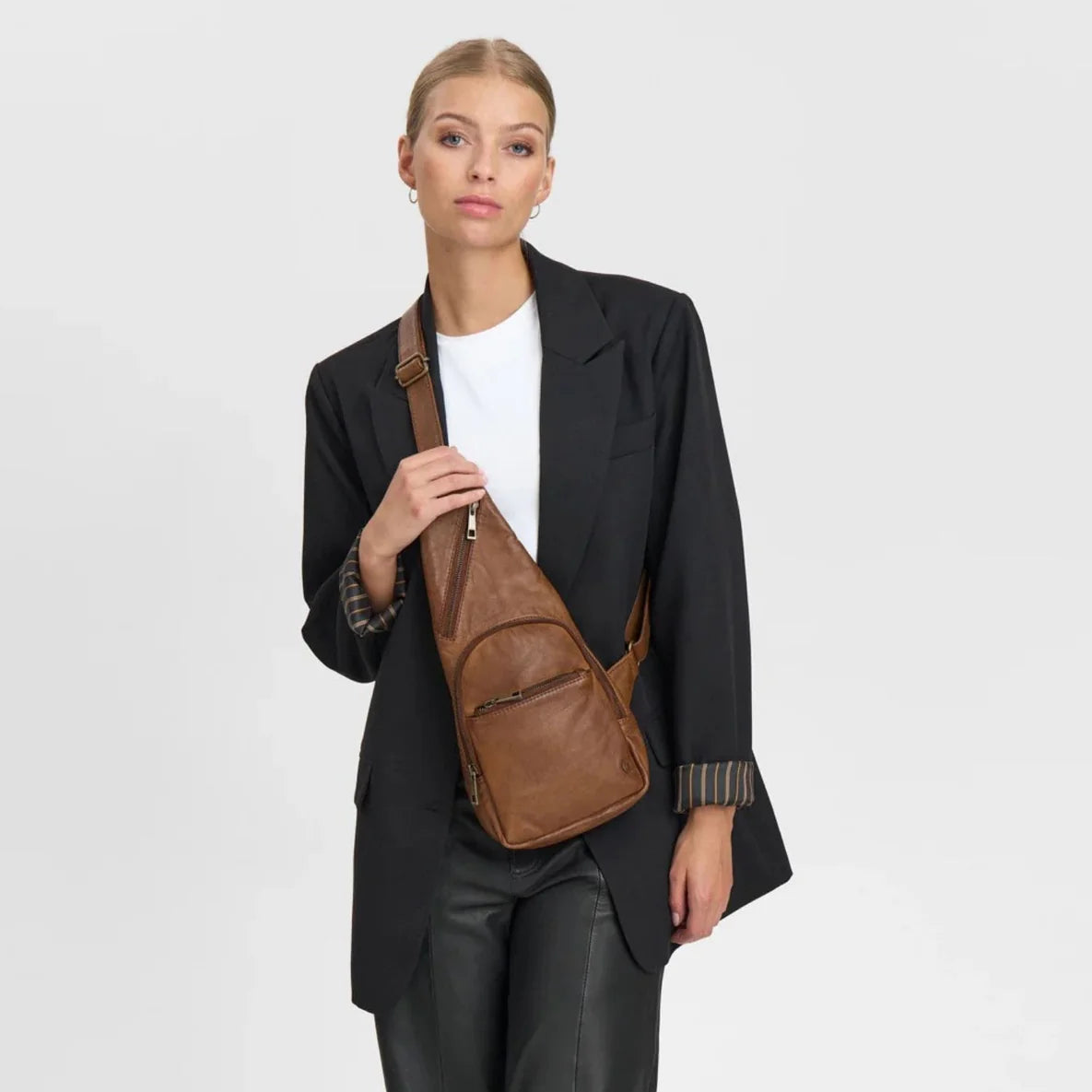 Depeche - 11304 Brown Unique Bum Bag