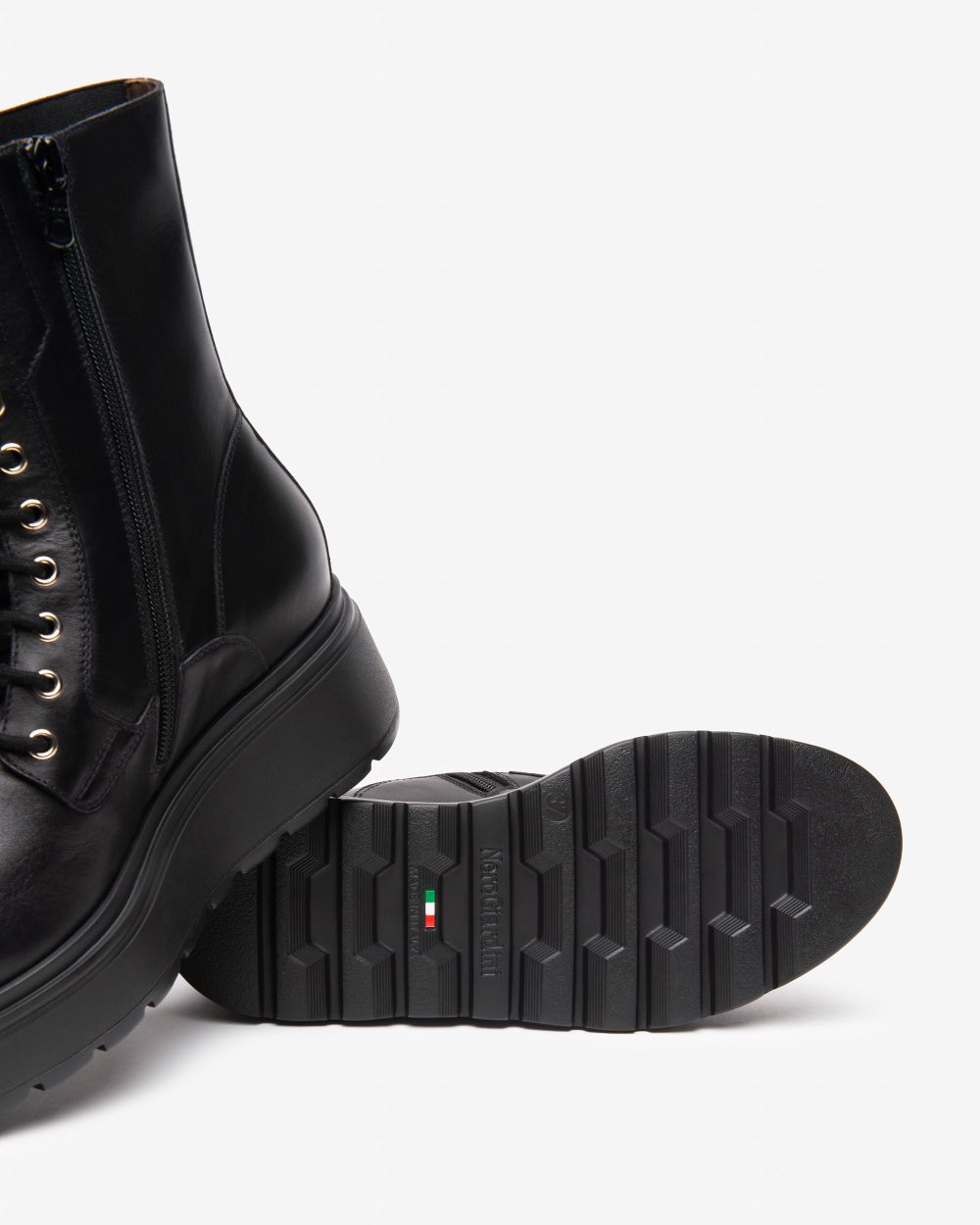 NeroGiardini - I514900D Black Laced Platform Boot with Elastic