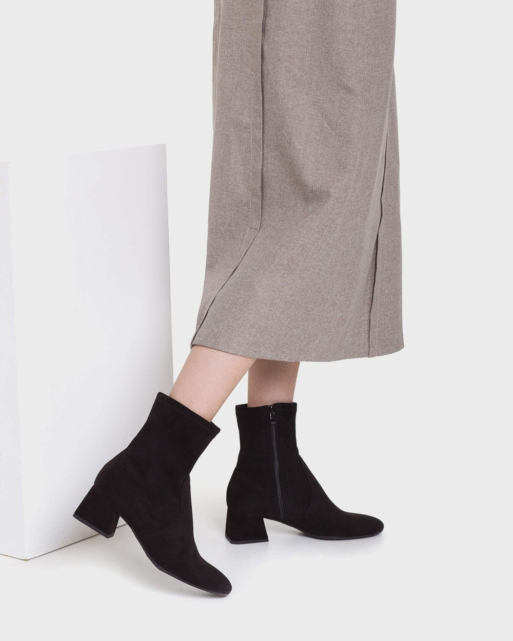 Wonders - G-5530 Black Stretch Boot