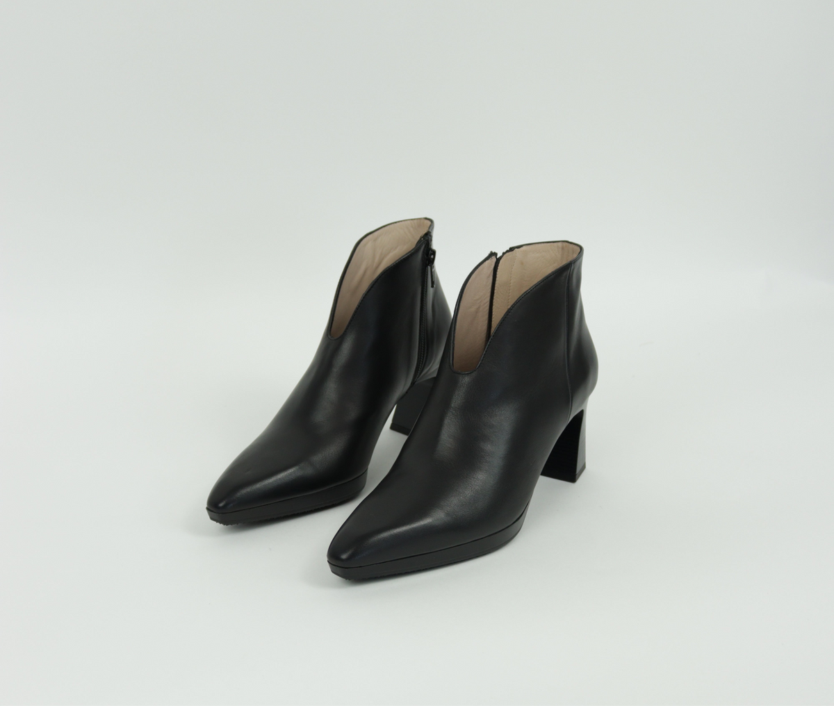Hispanitas - HI254270 Black V Ankle Boot