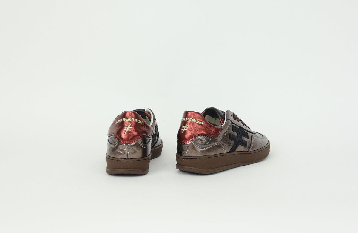 Another Trend - A032 [Smoke] Bronze & Red Trainer