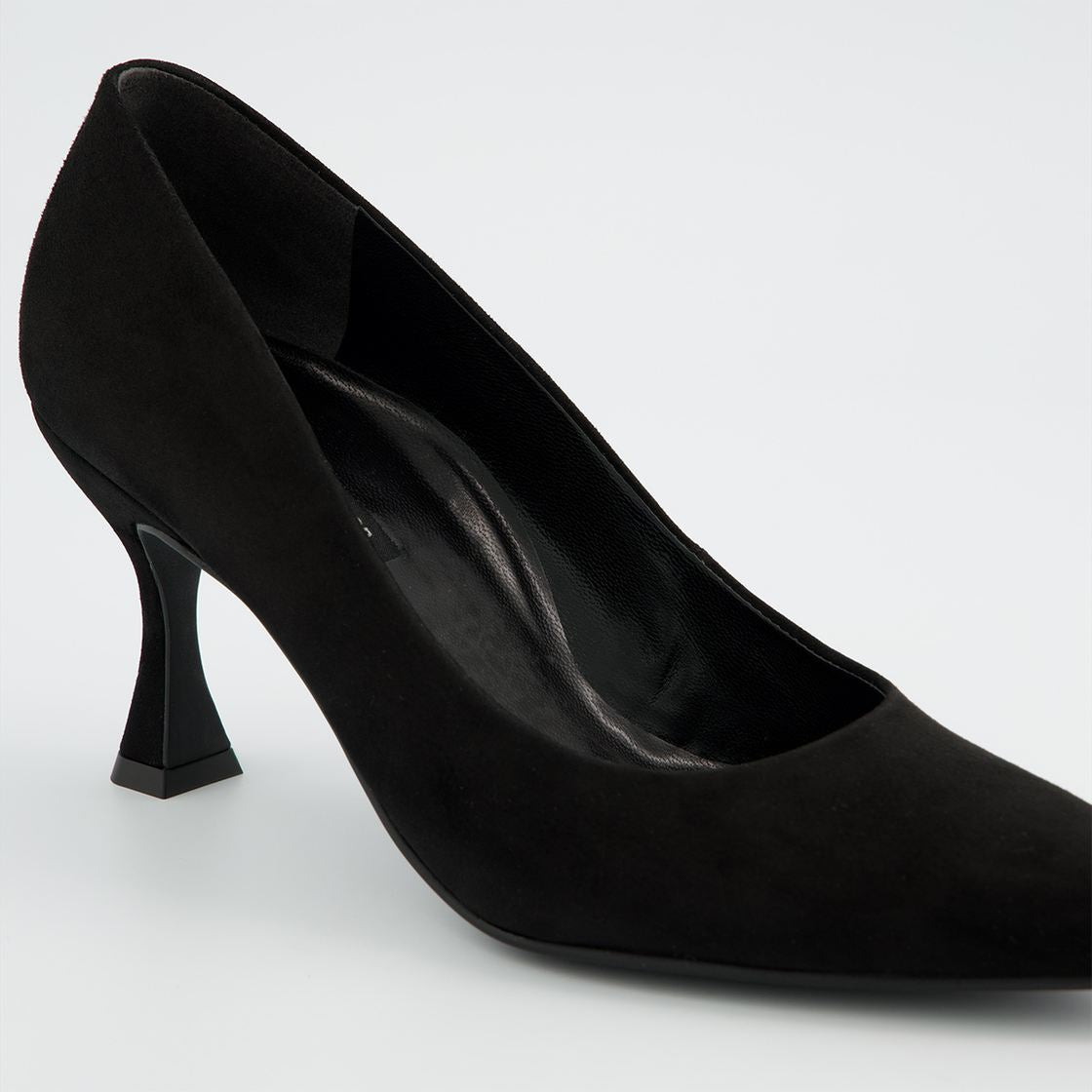 Paul Green - 3859 Black Suede Court Shoe