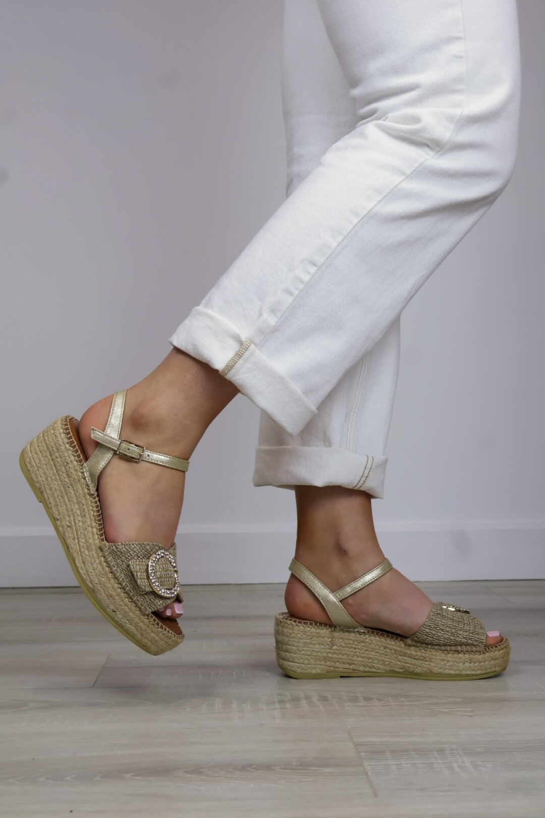 Viguera - 2309 Gold Buckle Espadrille