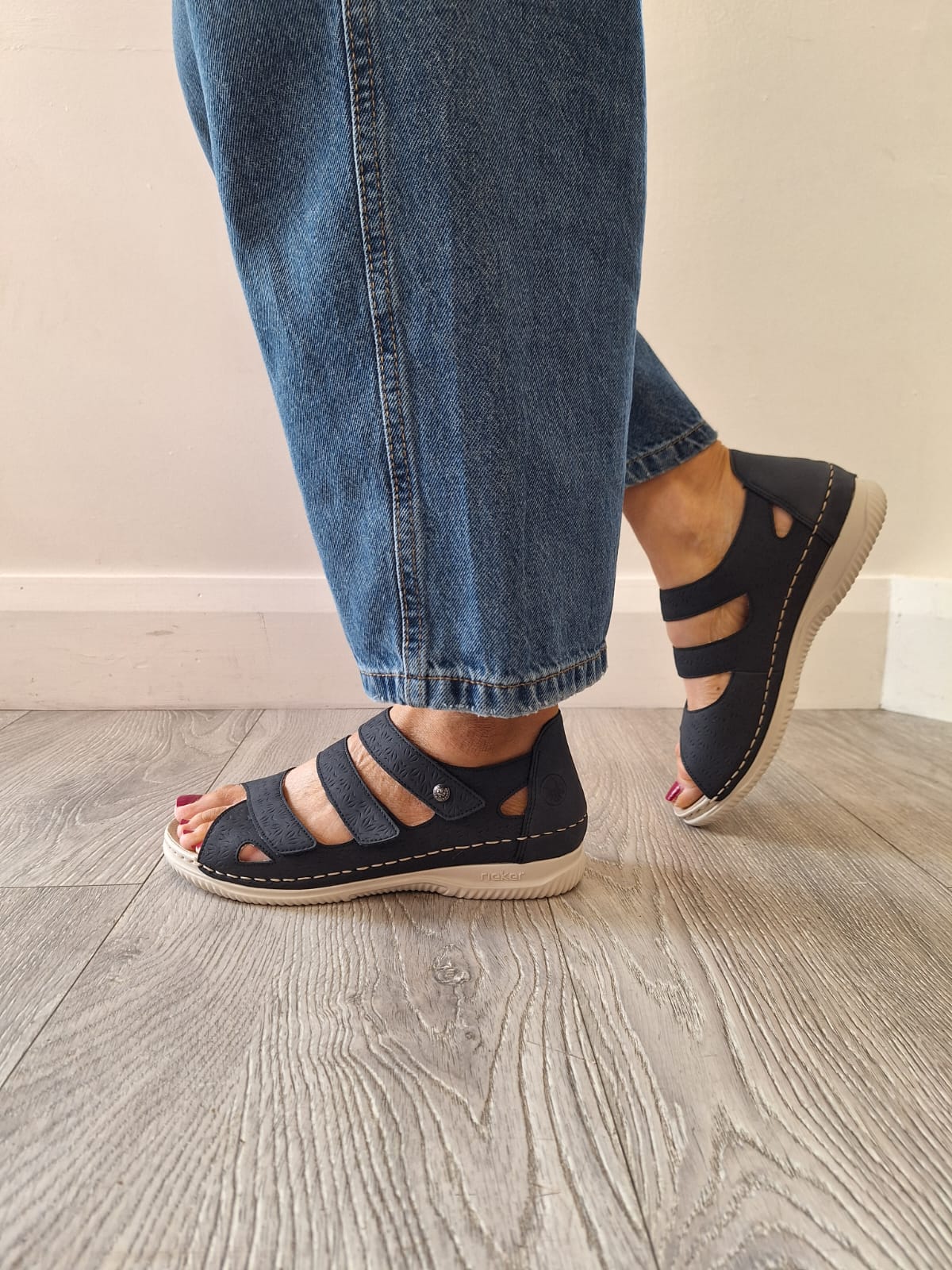 Rieker - V7451 Navy Heel-In Sandal