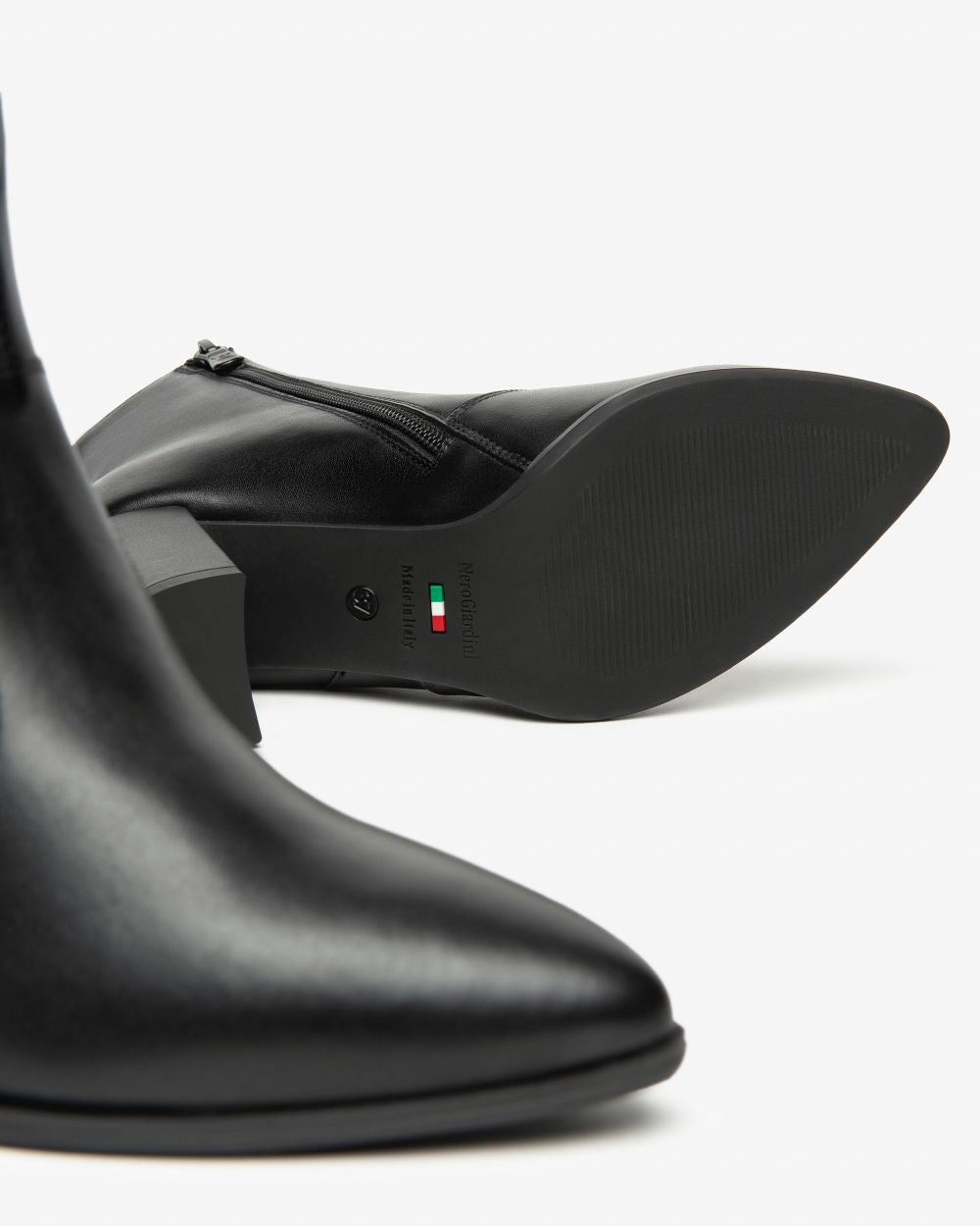 NeroGiardini - I514340D Black Leather V Boot