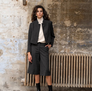 Anna - Charcoal Bermuda Trousers