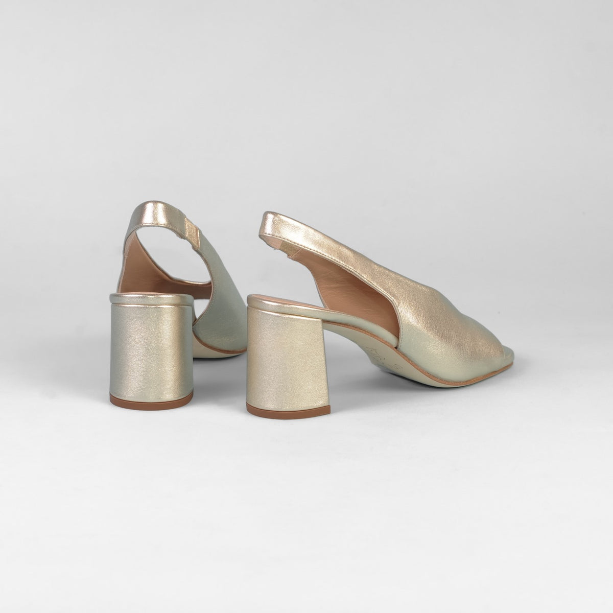 Unisa - Mondy Gold Slingback