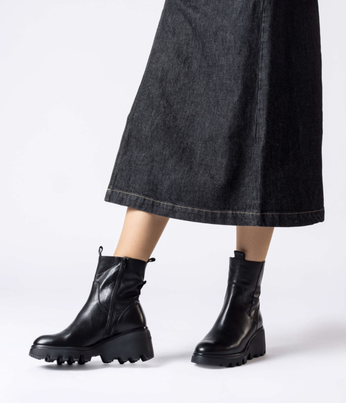 Wonders - G7001 Black Leather Ankle Boot